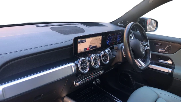 Mercedes-Benz EQB Listing Image