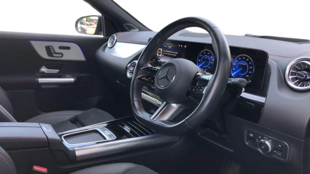 Mercedes-Benz EQA Listing Image
