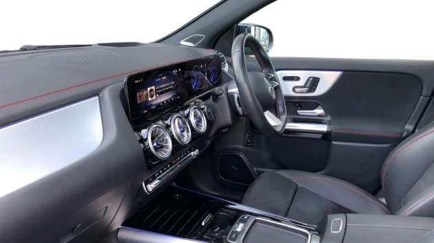 Mercedes-Benz EQA Listing Image