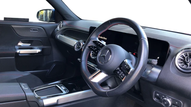 Mercedes-Benz EQB Listing Image