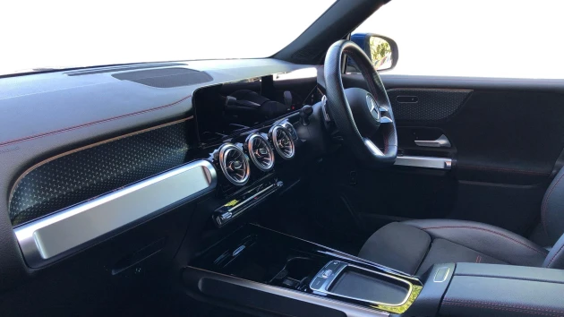 Mercedes-Benz EQB Listing Image