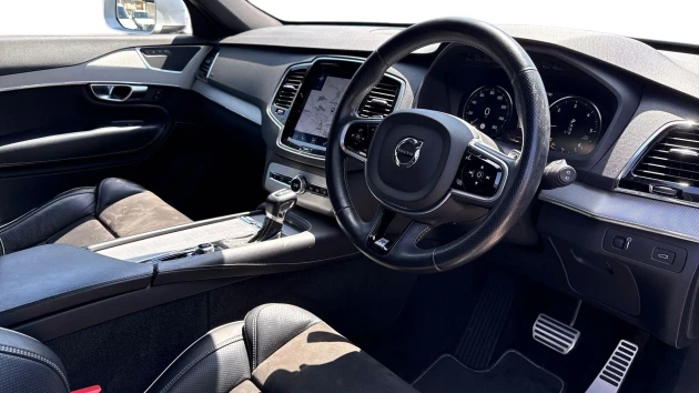 Volvo XC90 Listing Image