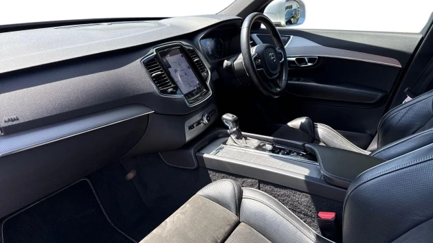 Volvo XC90 Listing Image
