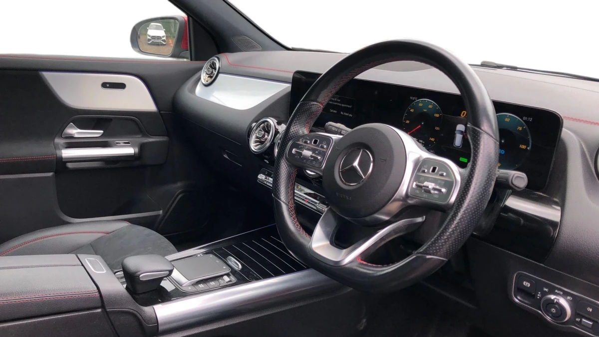 Mercedes-Benz EQA Image 3