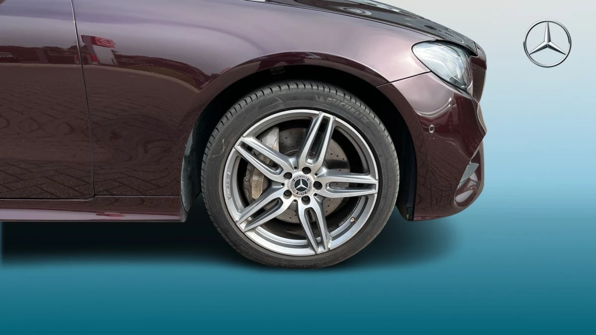 Mercedes-Benz E-Class Image 5
