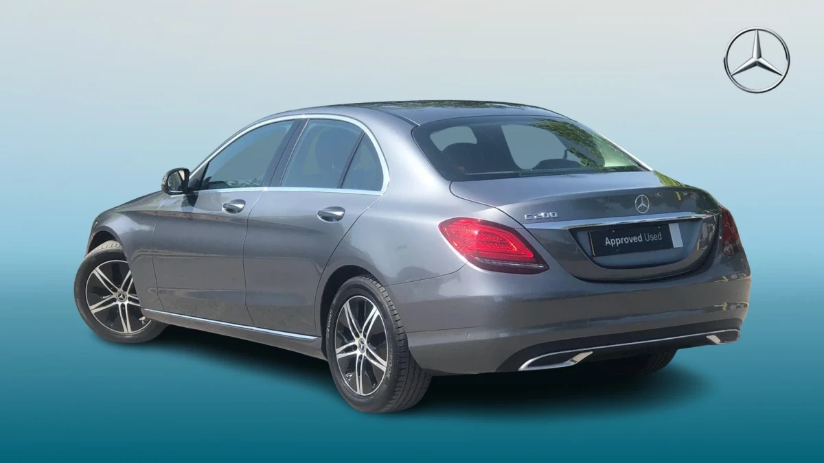 Mercedes-Benz C-Class Image 2