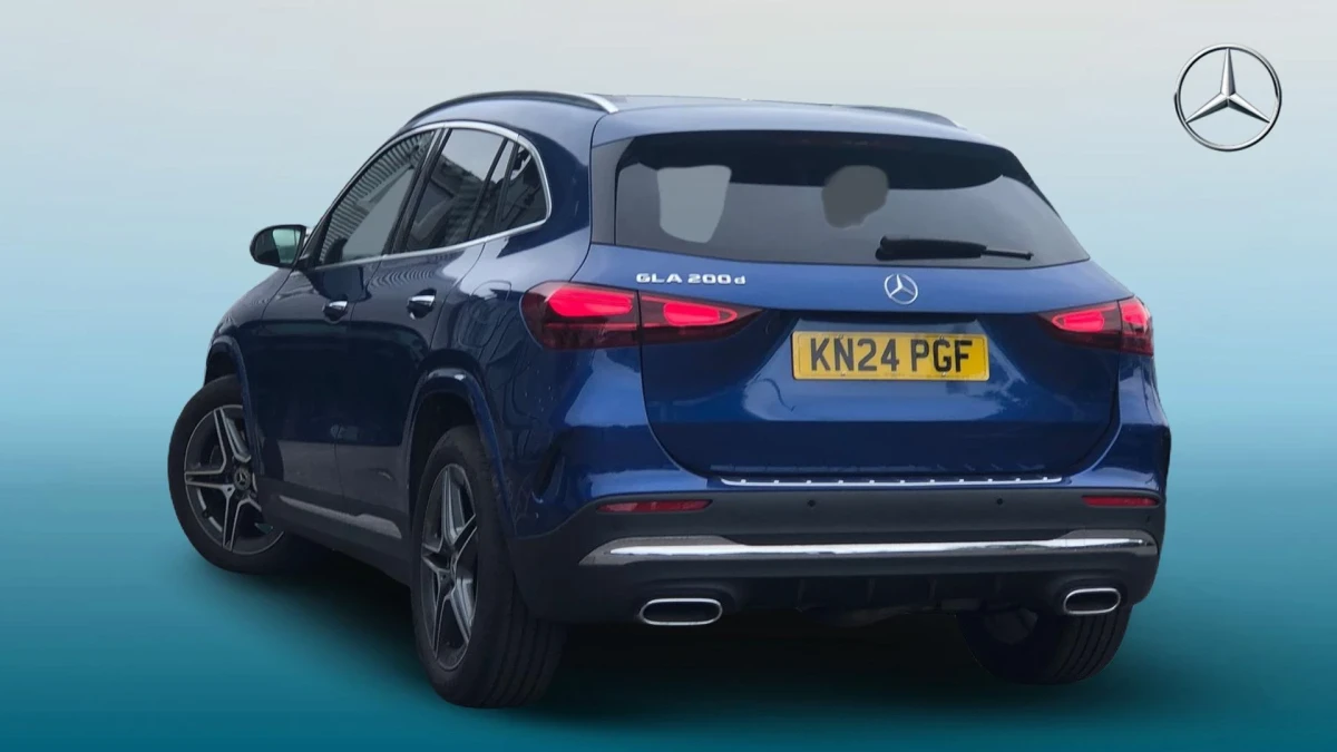 Mercedes-Benz GLA Image 2