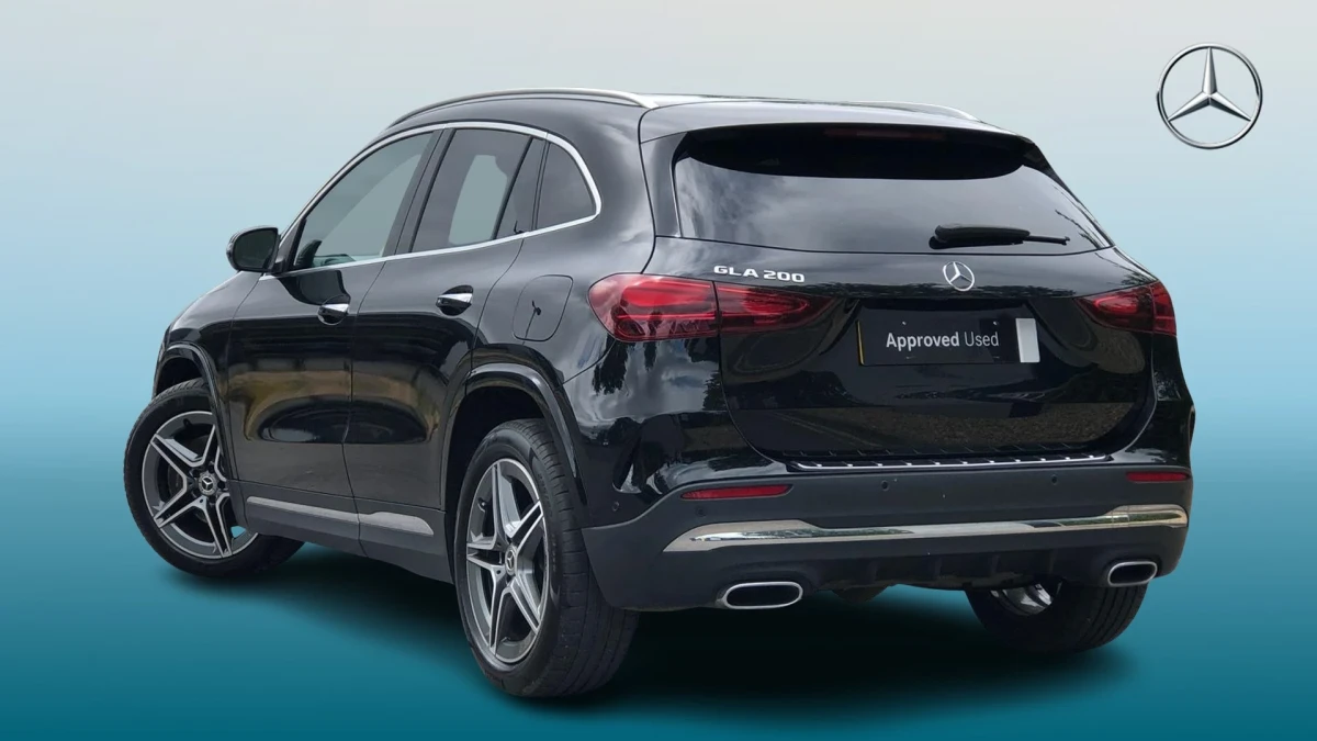 Mercedes-Benz GLA Image 2