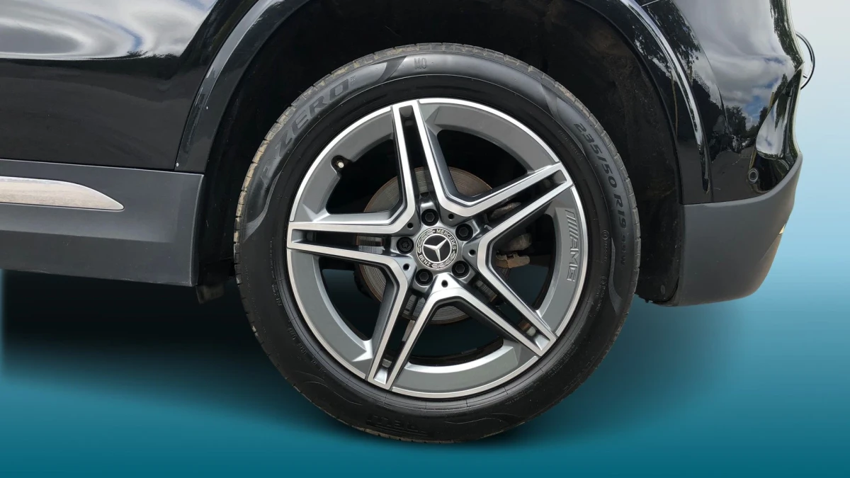 Mercedes-Benz GLA Image 5