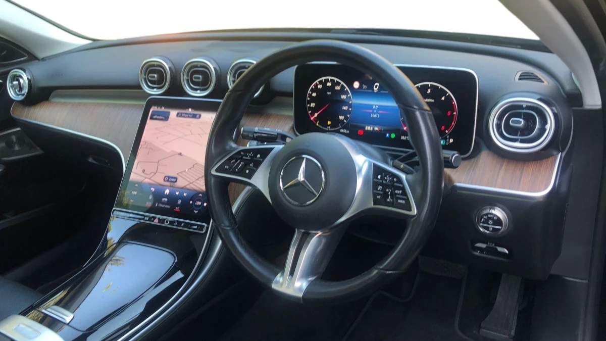 Mercedes-Benz C-Class Image 3