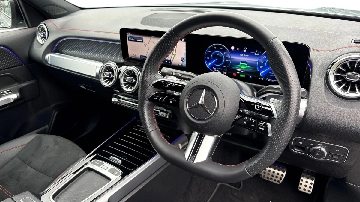 Mercedes-Benz EQB Image 3