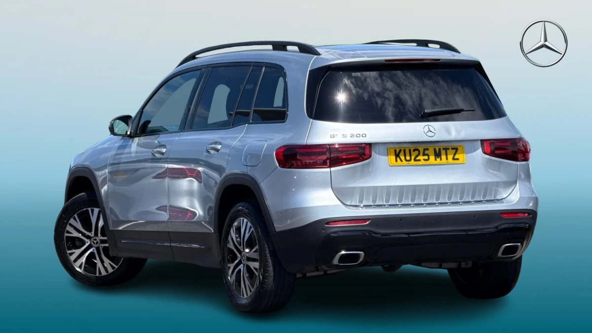 Mercedes-Benz GLB Image 2