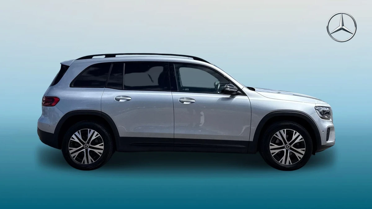 Mercedes-Benz GLB Image 4