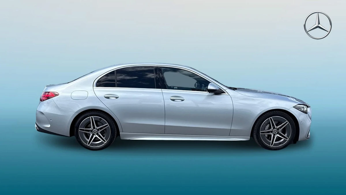 Mercedes-Benz C-Class Image 4