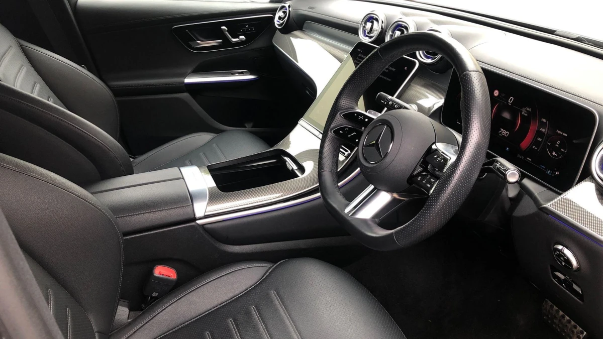 Mercedes-Benz GLC Image 3
