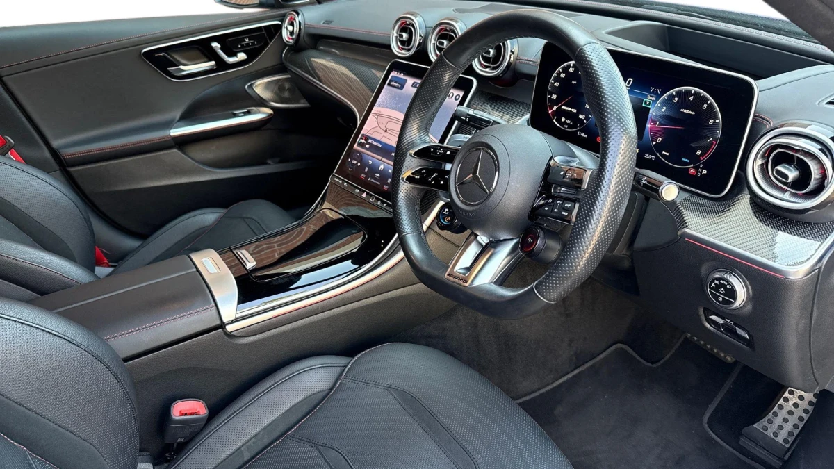 Mercedes-Benz C-Class Image 3