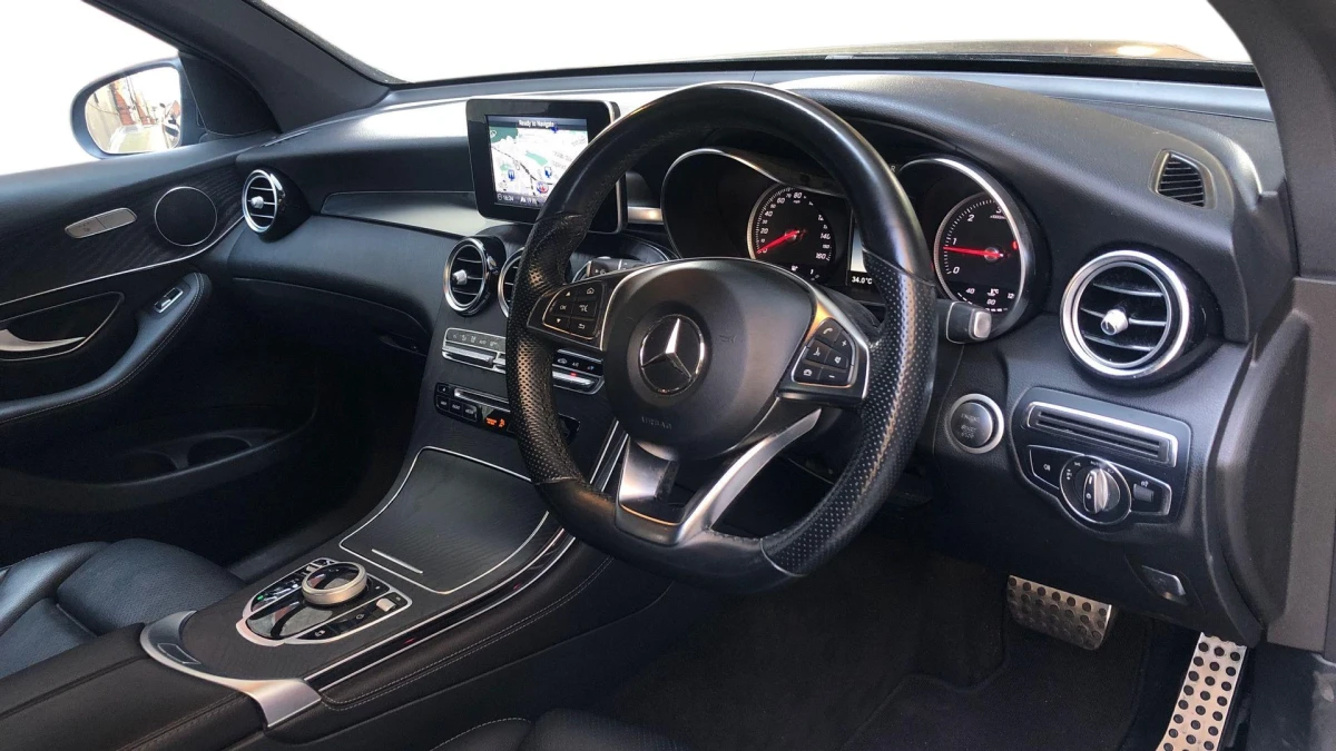 Mercedes-Benz GLC Image 3
