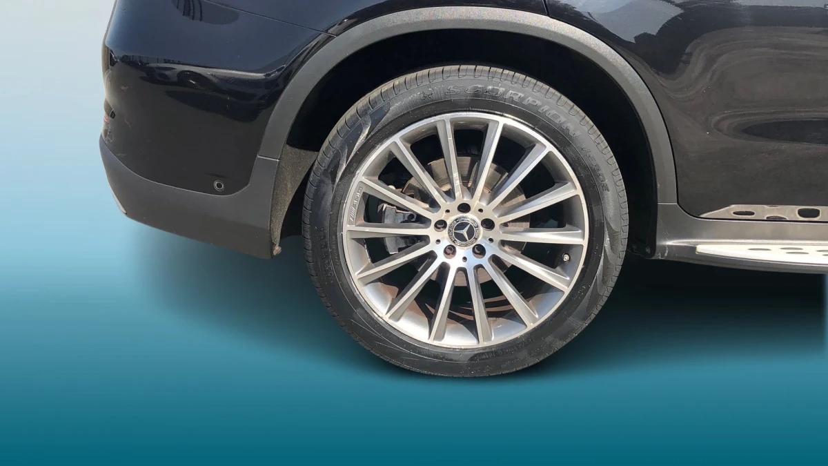 Mercedes-Benz GLC Image 5