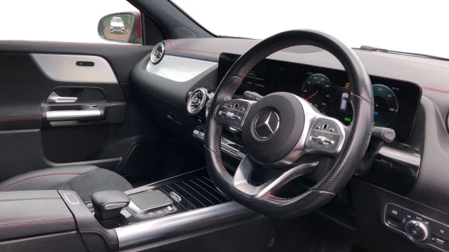 Mercedes-Benz EQA Listing Image