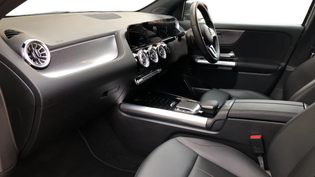 Mercedes-Benz EQA Listing Image