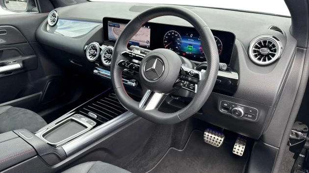 Mercedes-Benz GLA Listing Image