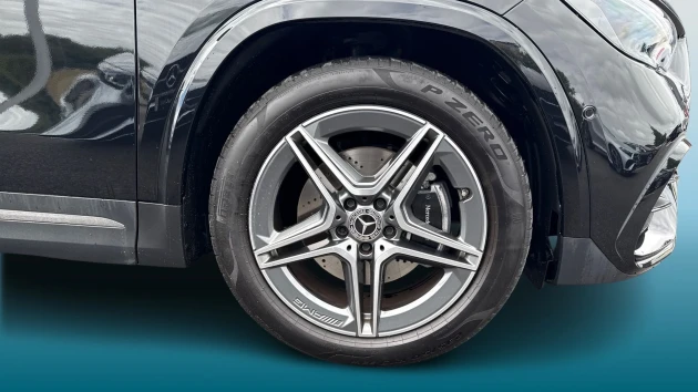 Mercedes-Benz GLA Listing Image