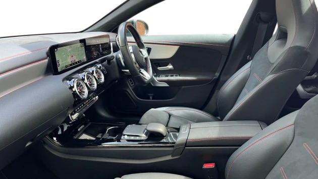 Mercedes-Benz CLA Listing Image