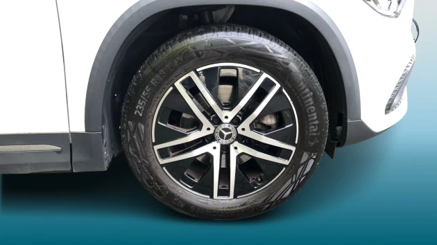 Mercedes-Benz GLA Listing Image