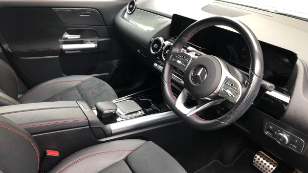 Mercedes-Benz GLA Listing Image
