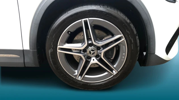 Mercedes-Benz GLA Listing Image