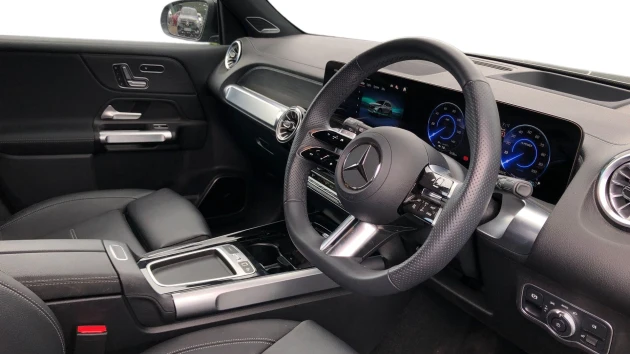 Mercedes-Benz EQB Listing Image