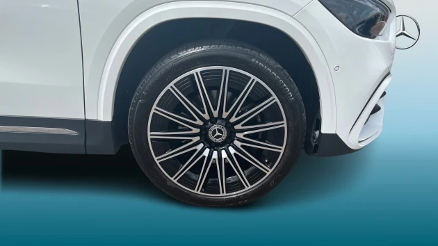Mercedes-Benz GLA Listing Image