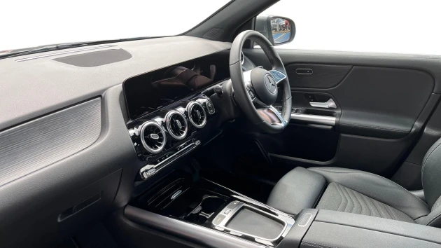 Mercedes-Benz GLA Listing Image