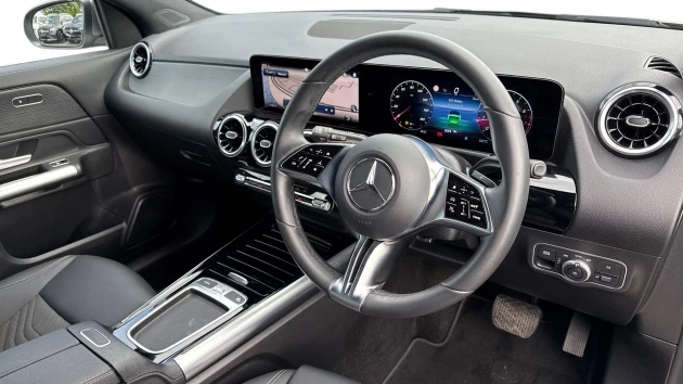 Mercedes-Benz GLA Listing Image