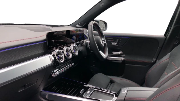 Mercedes-Benz EQB Listing Image