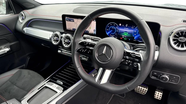 Mercedes-Benz EQB Listing Image