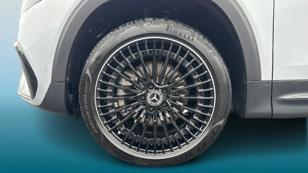 Mercedes-Benz EQB Listing Image
