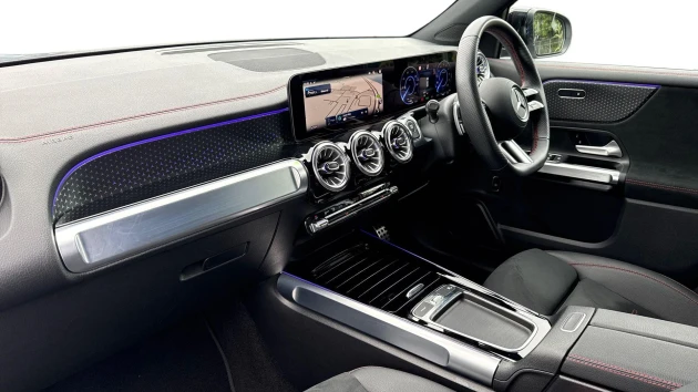 Mercedes-Benz EQB Listing Image