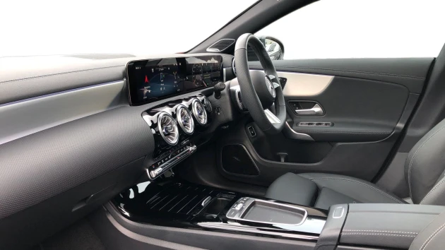 Mercedes-Benz CLA Listing Image
