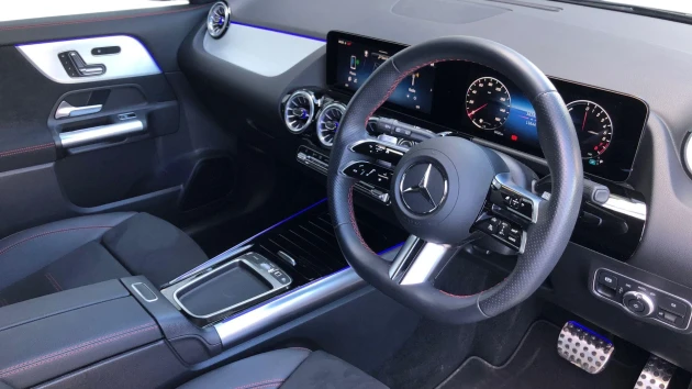 Mercedes-Benz GLA Listing Image