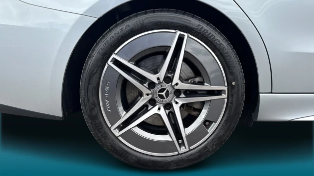 Mercedes-Benz C-Class Listing Image