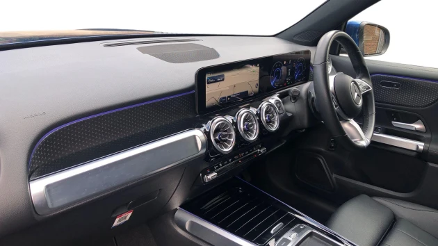Mercedes-Benz EQB Listing Image