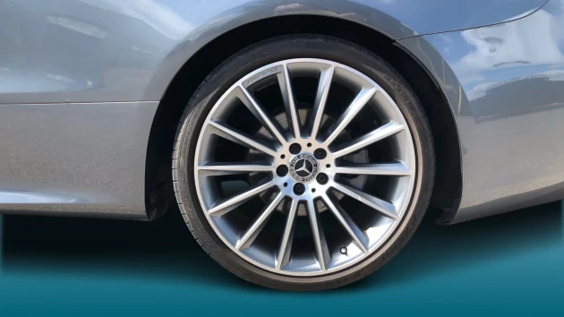 Mercedes-Benz E-Class Listing Image