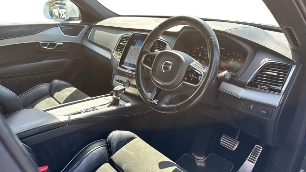 Volvo XC90 Listing Image