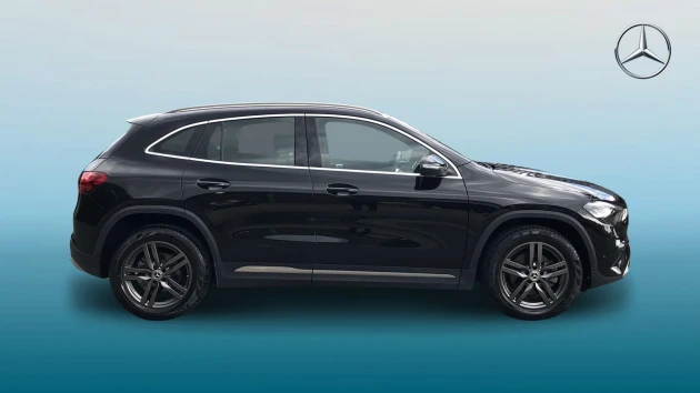 Mercedes-Benz GLA Listing Image