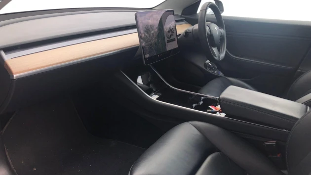 Tesla Model 3 Listing Image