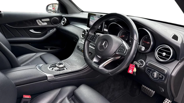 Mercedes-Benz GLC Listing Image