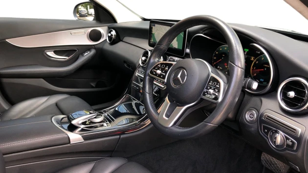 Mercedes-Benz C-Class Saloon Listing Image