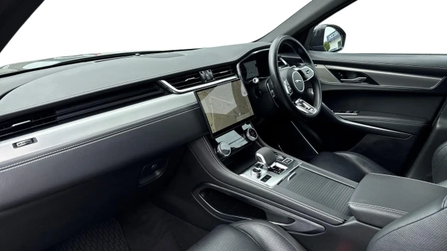 Jaguar F-PACE Listing Image