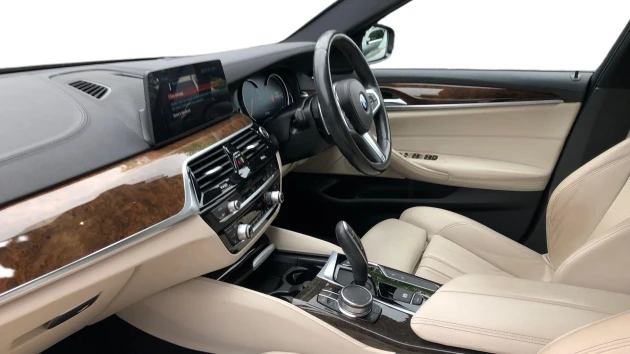 BMW 5 Series Listing Image